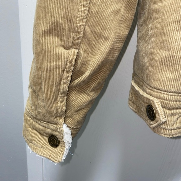 GUESS Jeans Sherpa Trimmed Corduroy Trucker Jacket Brown Size Large men’s - Picture 9 of 9